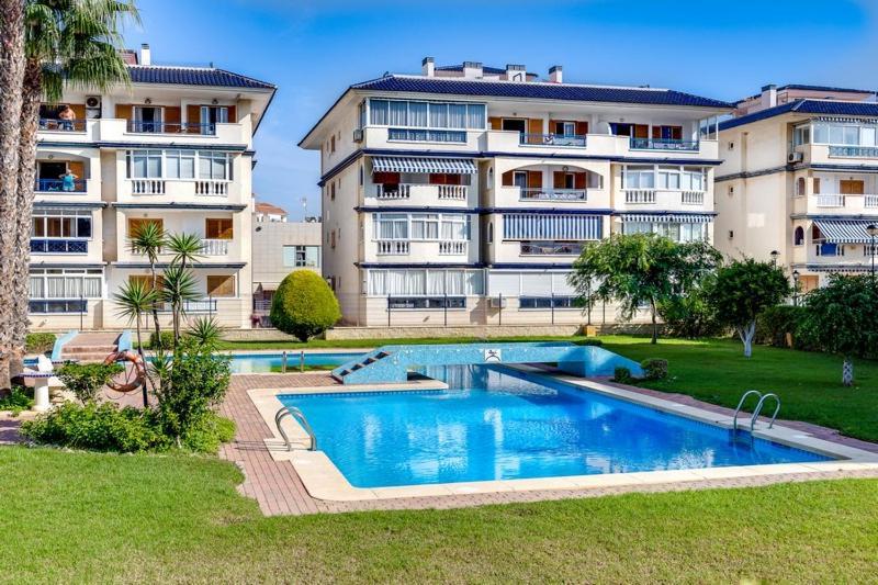 Apartamento Cerca De La Playa La Mata La Mata  Ngoại thất bức ảnh