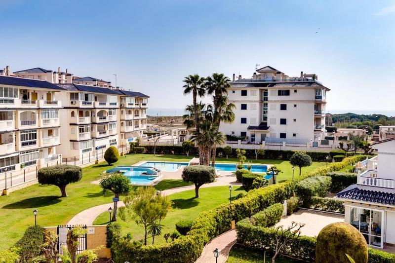 Apartamento Cerca De La Playa La Mata La Mata  Ngoại thất bức ảnh